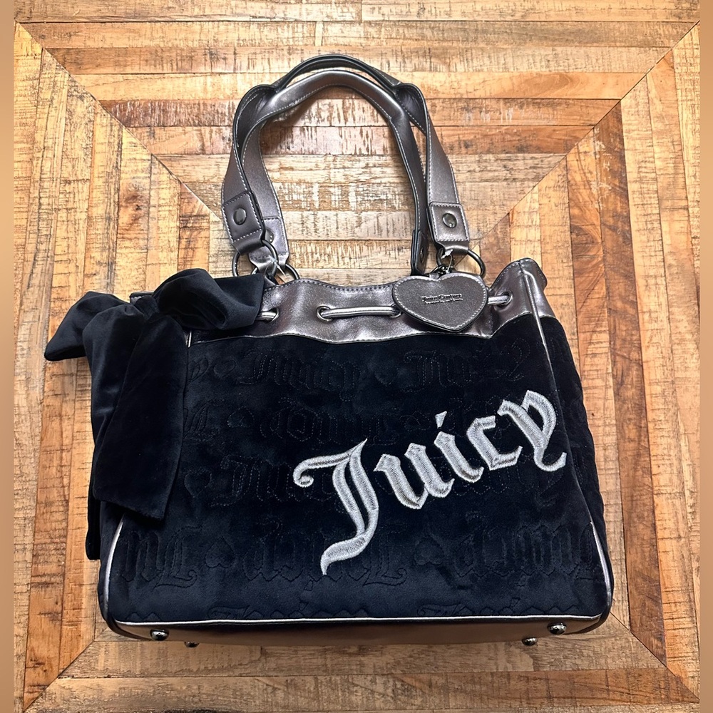 Black Velvet Juicy Couture Daydreamer Bag